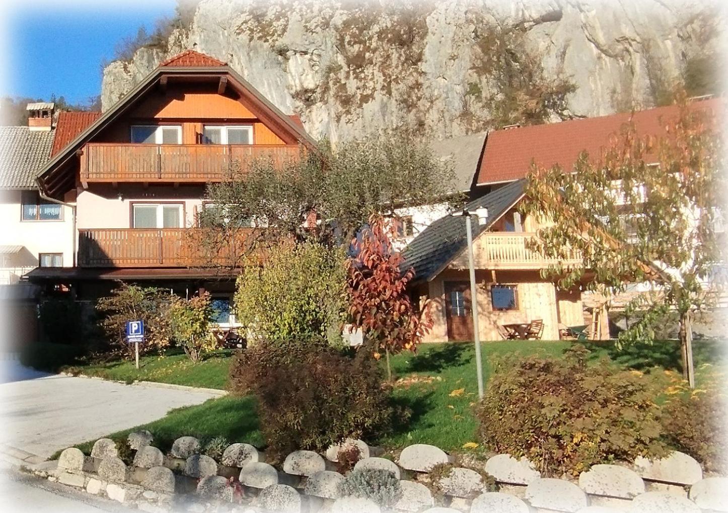 Rooms Ravnik เบลด ภายนอก รูปภาพ