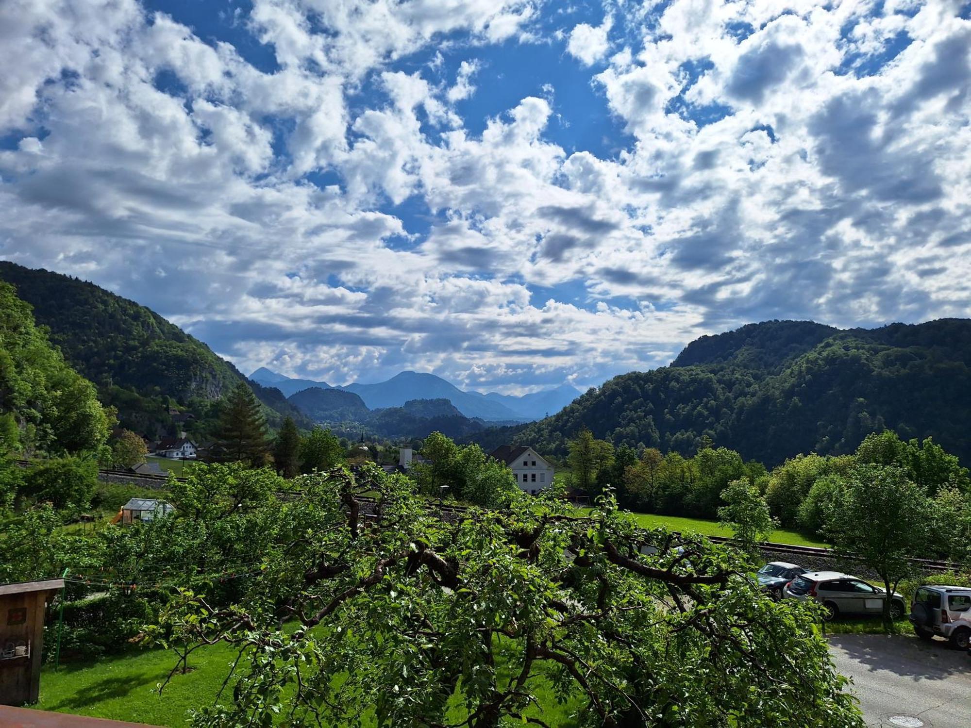 Rooms Ravnik เบลด ภายนอก รูปภาพ